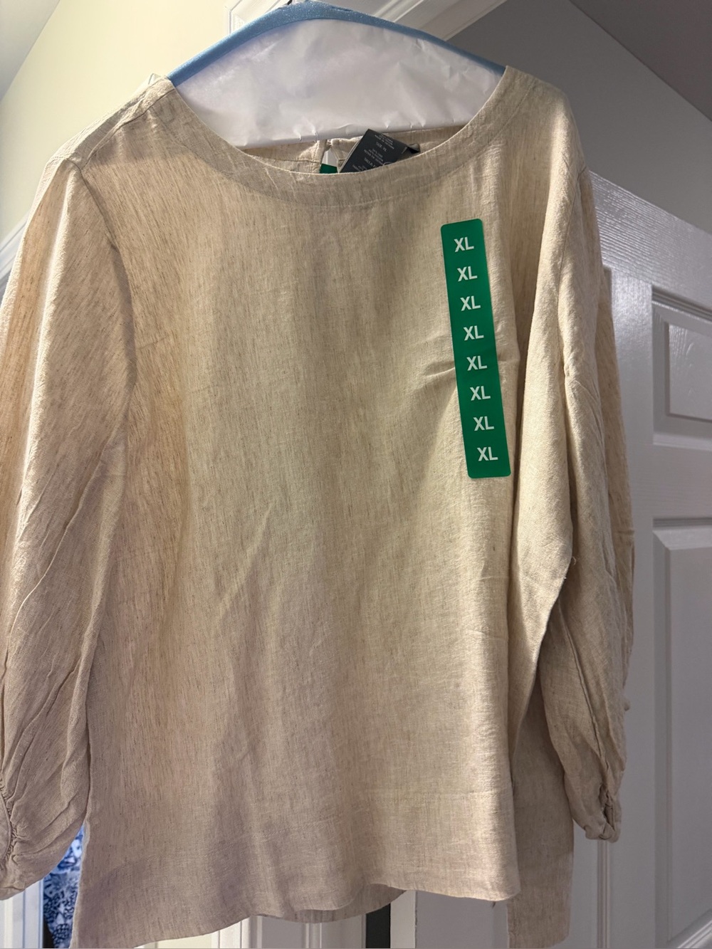 Blouse lightweight Matty M Linen Blend Top.